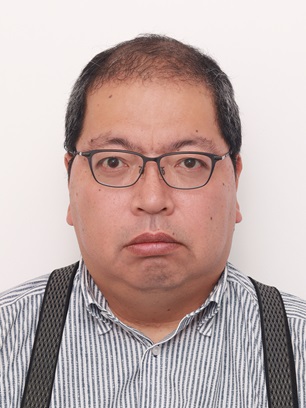 中川 素充