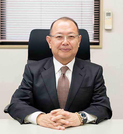 向田 靖