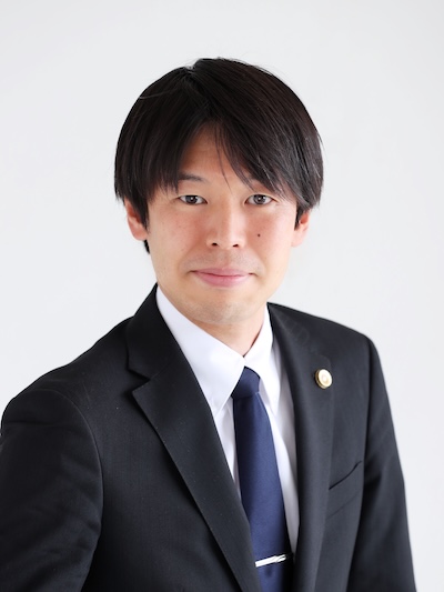 新妻 範之
